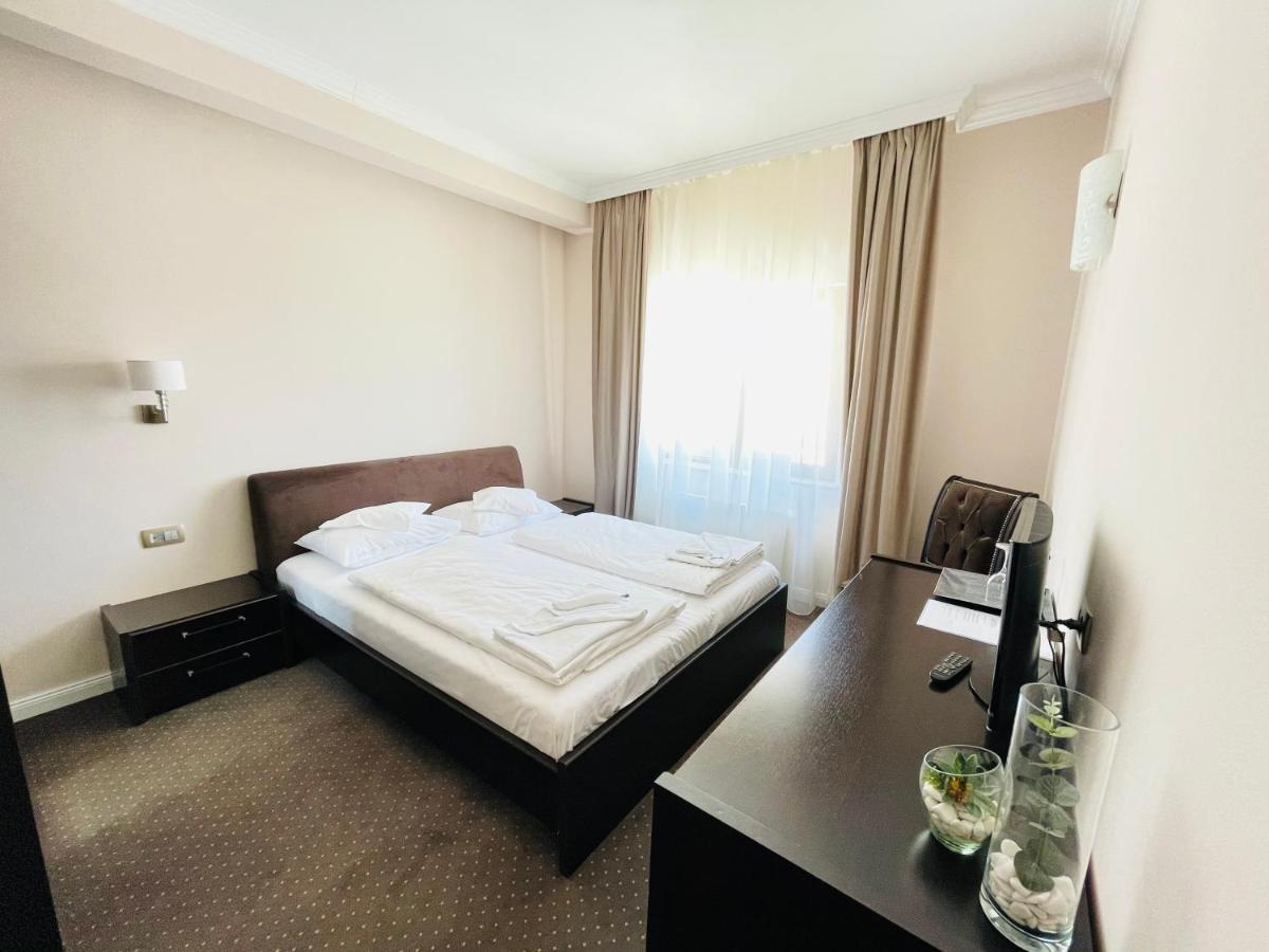 Hotel Opal Zalău Εξωτερικό φωτογραφία