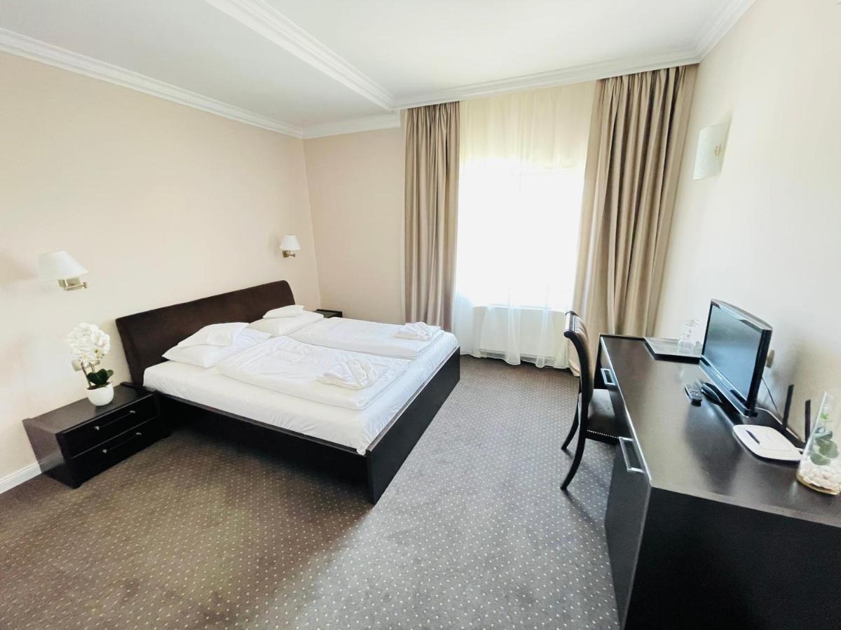 Hotel Opal Zalău Εξωτερικό φωτογραφία