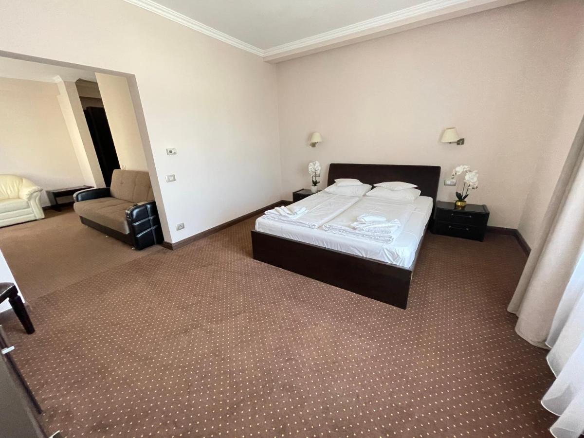 Hotel Opal Zalău Εξωτερικό φωτογραφία