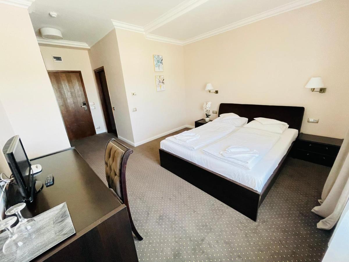 Hotel Opal Zalău Εξωτερικό φωτογραφία